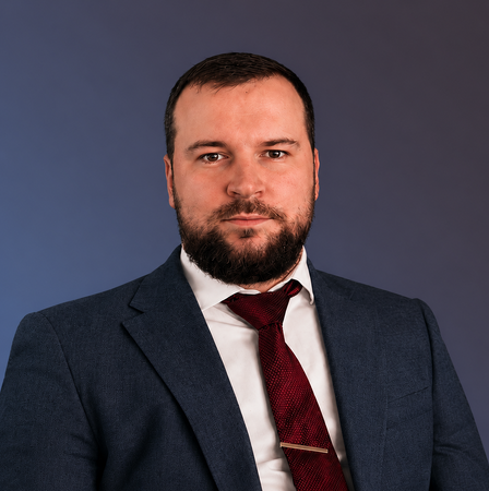 Денис Богініч, радник, адвокат